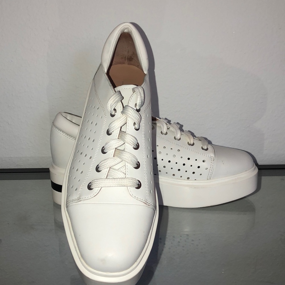 Línea Paolo Kendra Platform Sneaker